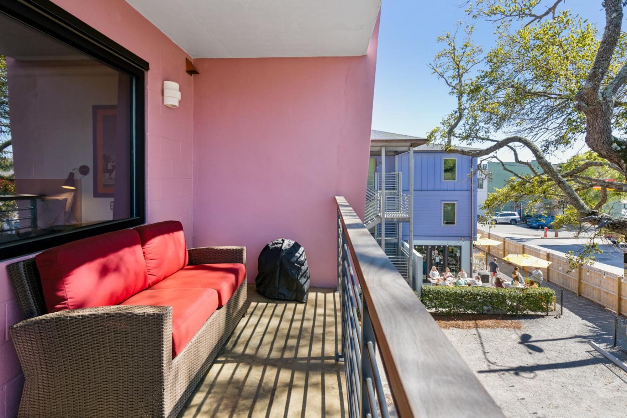 Boutique Vera Hotel In The Heart Of Folly Beach Kültér fotó