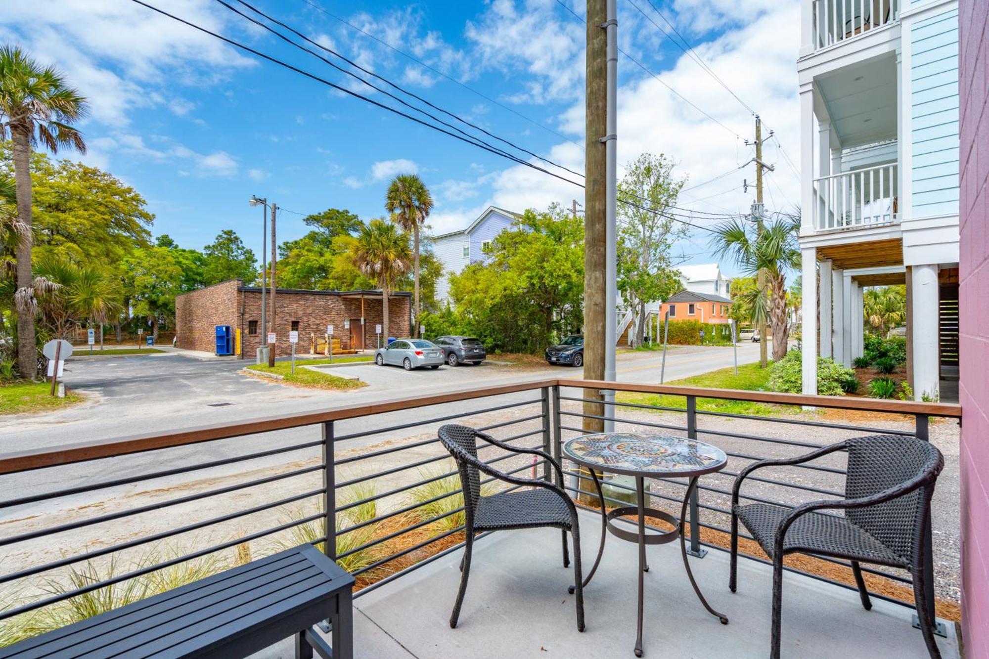 Boutique Vera Hotel In The Heart Of Folly Beach Kültér fotó